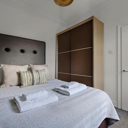 לונדון The West Kensington Apartments מראה חיצוני תמונה