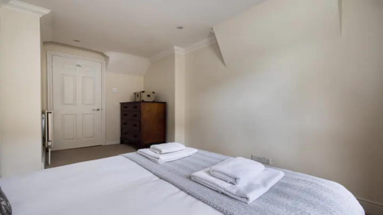 לונדון The West Kensington Apartments חדר תמונה