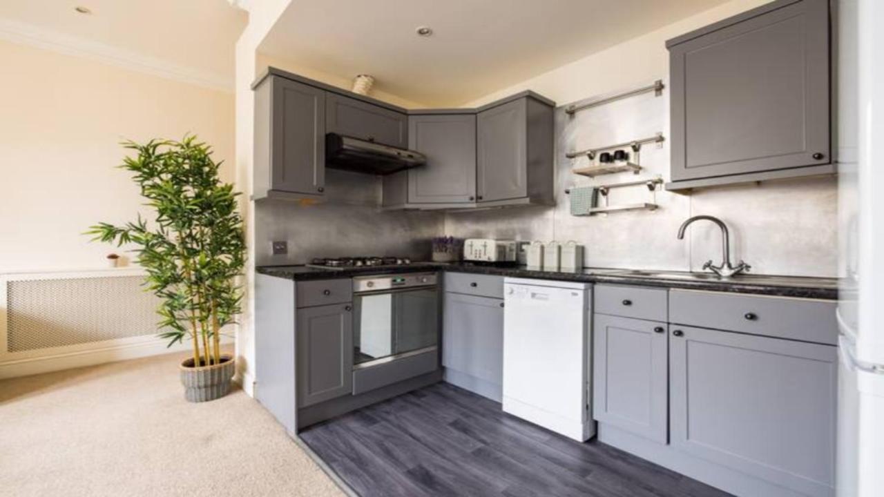לונדון The West Kensington Apartments חדר תמונה